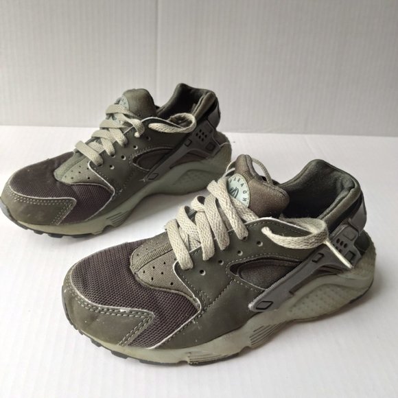 Nike Huarache Sequoia Running Sneaker Grey Youth 4 - Picture 2 of 8
